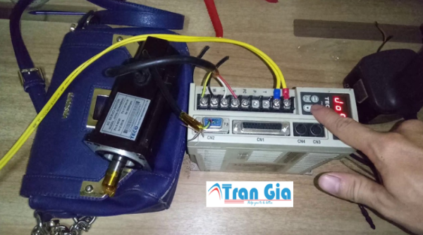 Chuyên sửa lỗi Servo Lenze uy tín lấy liền trong ngày