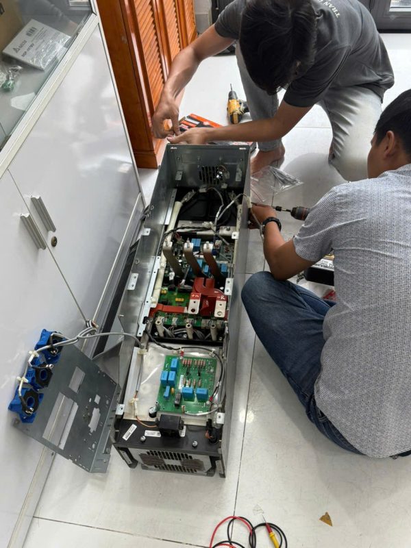 Chuyên Sửa PLC Xinje trong vòng 24h khu vực miền Nam