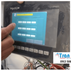 Hình ảnh một số màn hình HMI đang được sửa chữa tại Trần Gia Automation